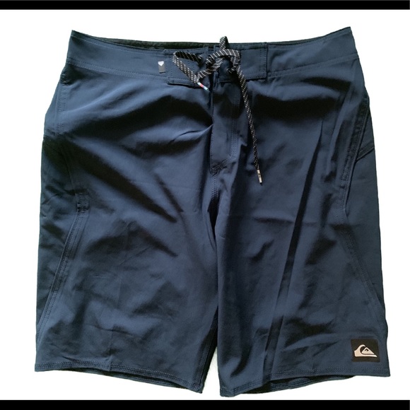 quicksilver surf shorts